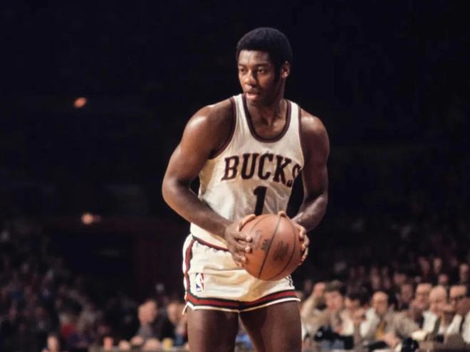 胜盘抢十中 胜盘抢十中