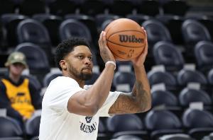 他精准的传 他精准的传