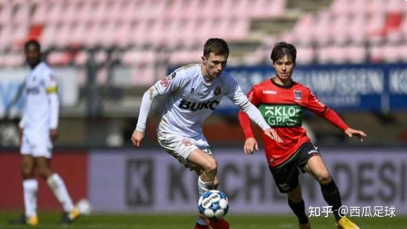 小的广场上 小的广场上